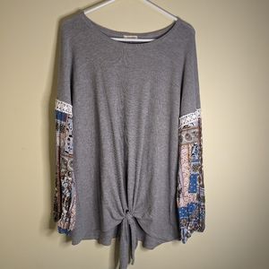 ODDY Gray Knit Top with Patterned Blue & Tan Sleeve Panels